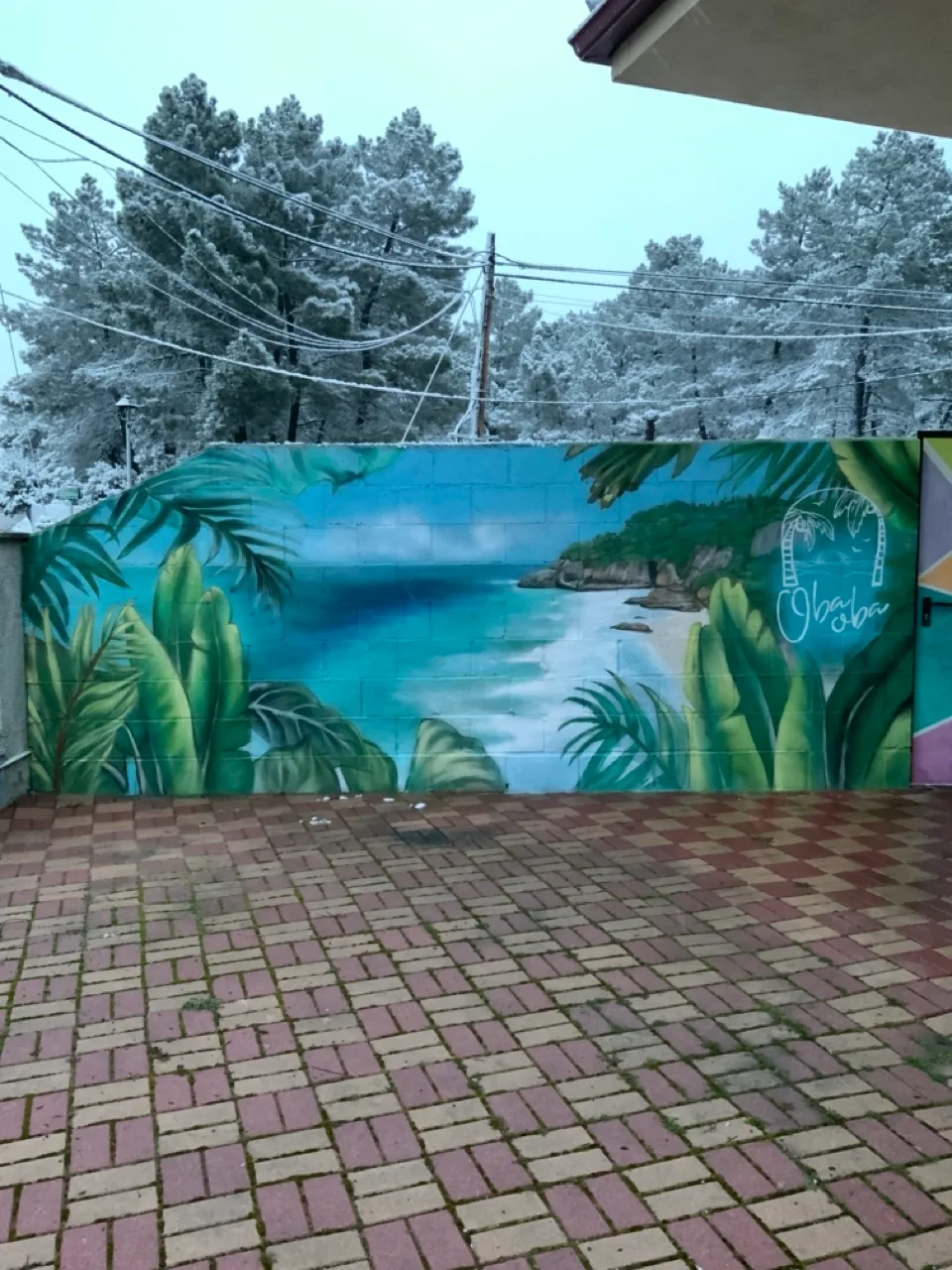 Mural en fachada de local comercial