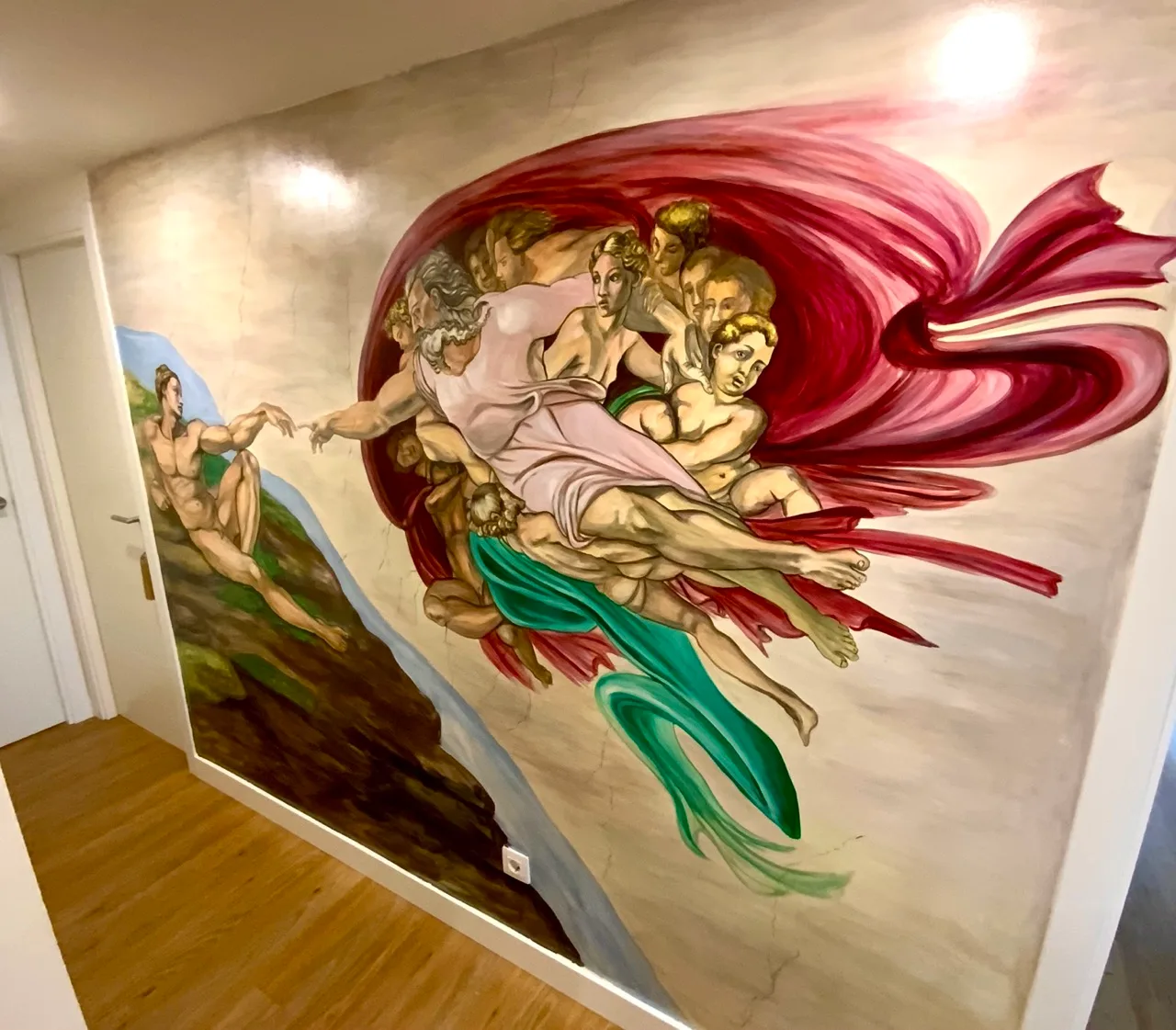 Detalle de mural decorativo con motivos personalizados